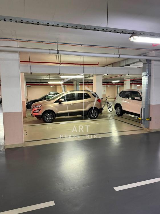 Slika 9 - Uroša Martinovića, Trosoban stan za izdavanje, 86m2, 1.400€