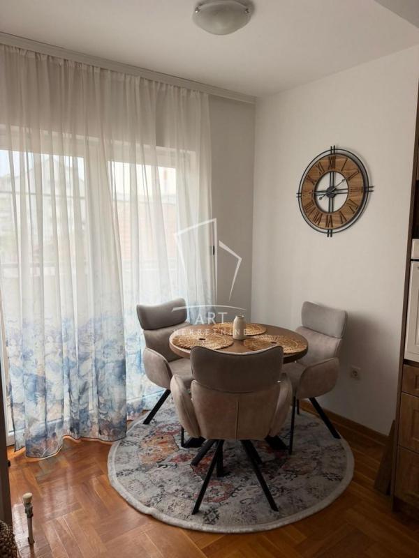Slika 3 - Dr Velizara Kosanovića, Jednoiposoban stan za izdavanje, 41m2, 700€