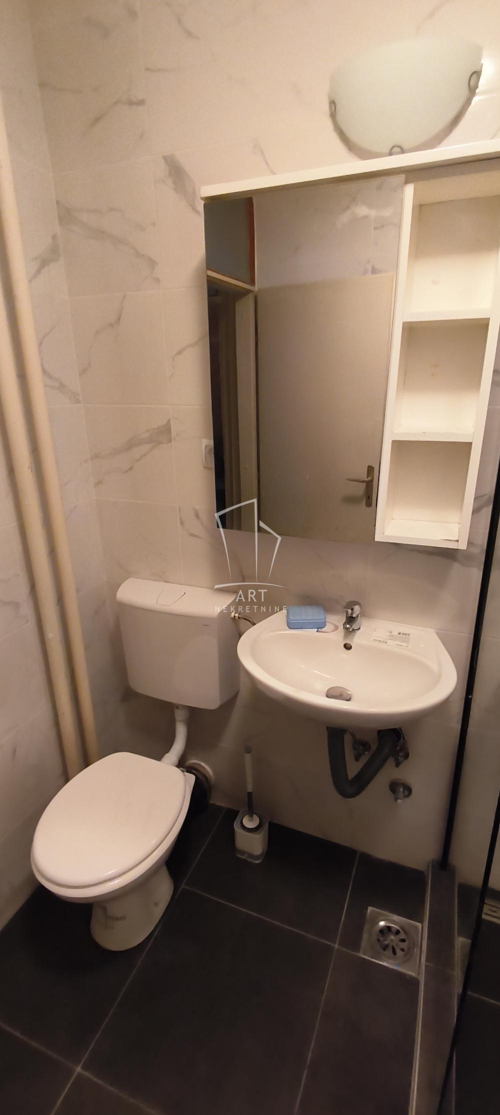 Slika 10 - Jurija Gagarina, Dvosoban stan za izdavanje, 55m2, 500€