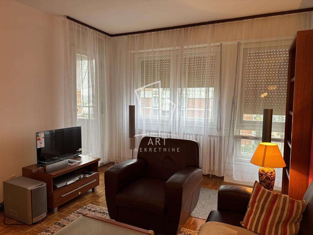 Slika 1 - Jurija Gagarina, Dvosoban stan za izdavanje, 55m2, 500€
