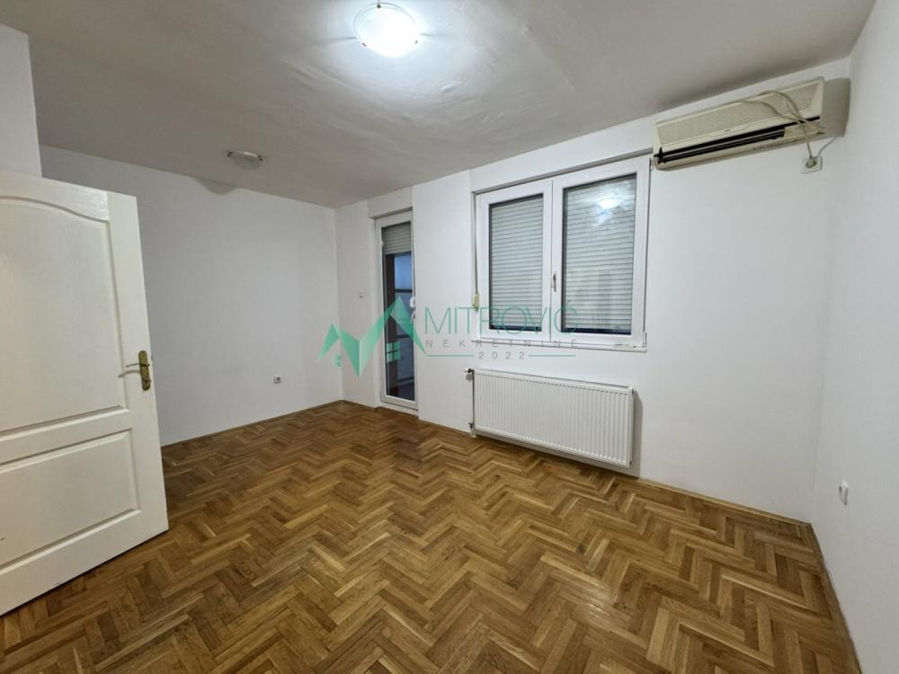 Glavna slika -Jednosoban stan za izdavanje, 31m2, 200€