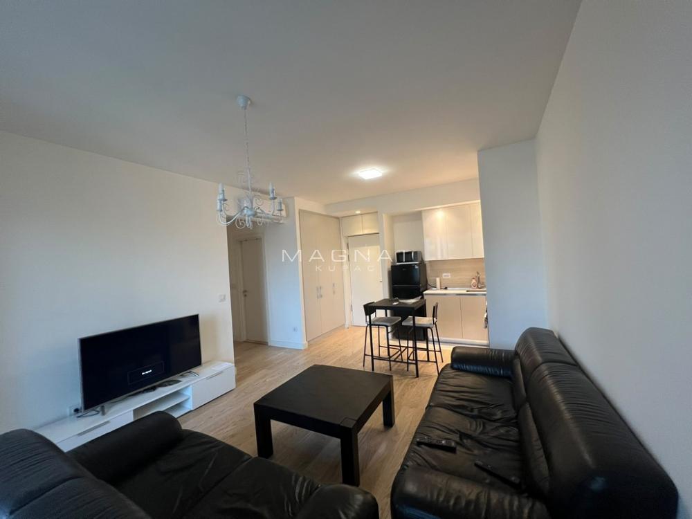 Slika 1 - Dubljanska, Trosoban stan za izdavanje, 86m2, 1.200€