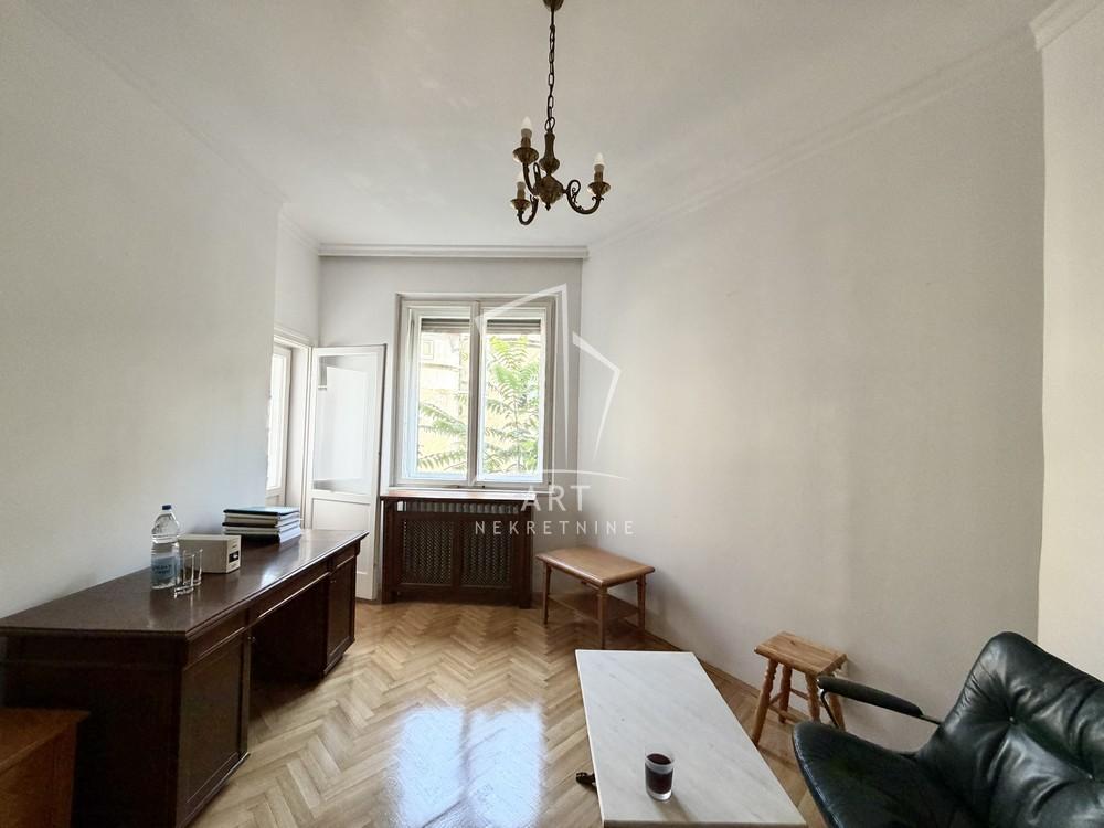 Slika 5 - Simina, Trosoban stan za izdavanje, 66m2, 1.200€