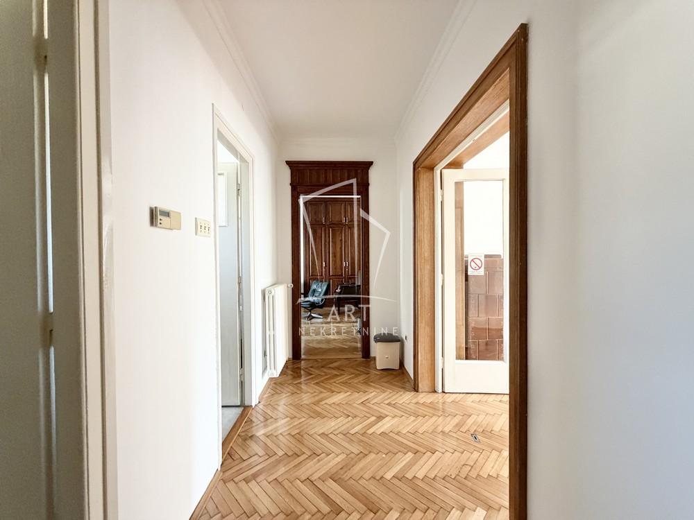 Slika 8 - Simina, Trosoban stan za izdavanje, 66m2, 1.200€