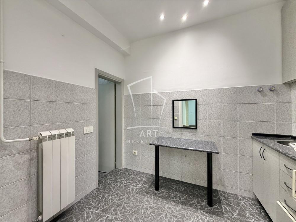 Slika 7 - Kneza Miloša,  Lokal na prodaju, 36m2, 155.500€