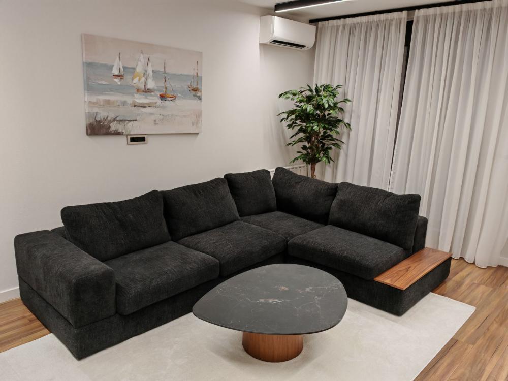 Glavna slika -Omladinskih brigada, Dvosoban stan za izdavanje, 61m2, 1.100€