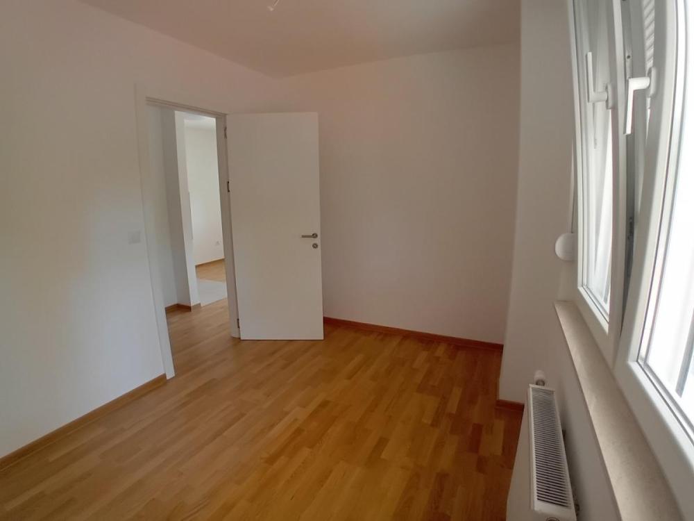 Slika 4 - Dvosoban stan na prodaju, 40m2, 128.750€