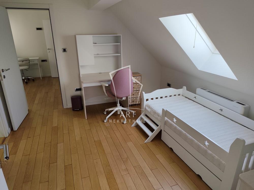 Slika 8 - Sloga, Petosoban stan za izdavanje, 76m2, 1.200€