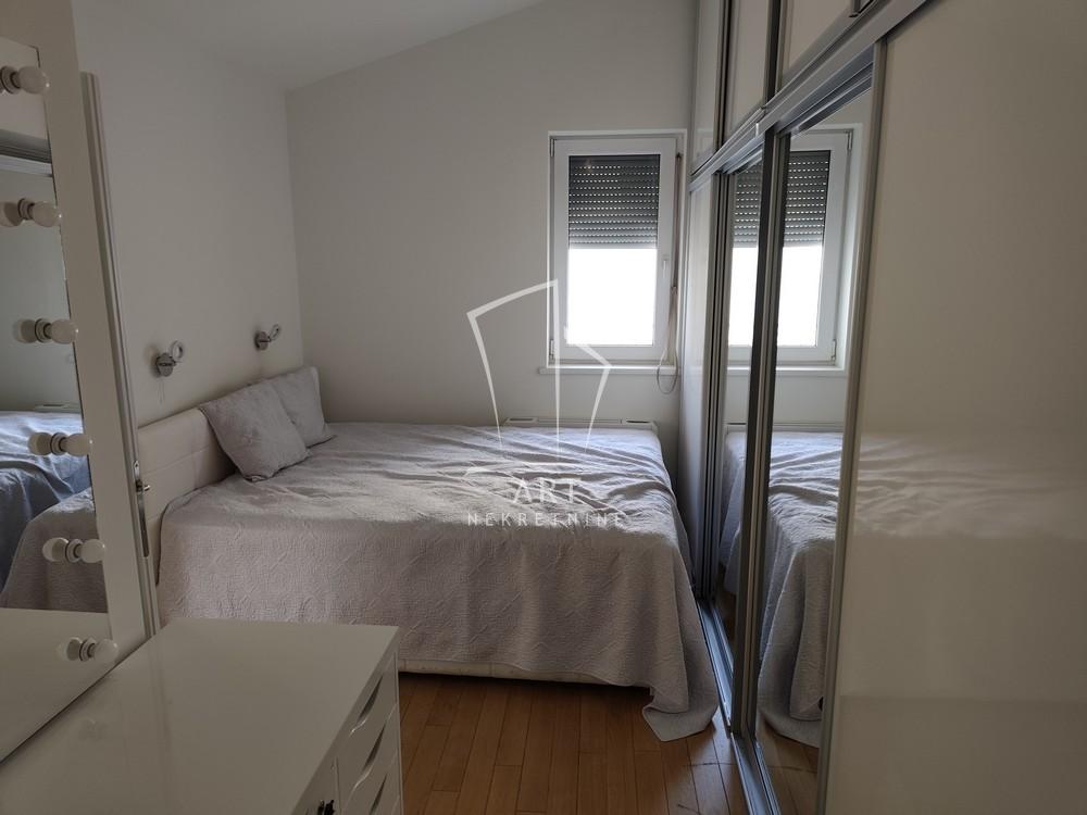 Slika 4 - Sloga, Petosoban stan za izdavanje, 76m2, 1.200€
