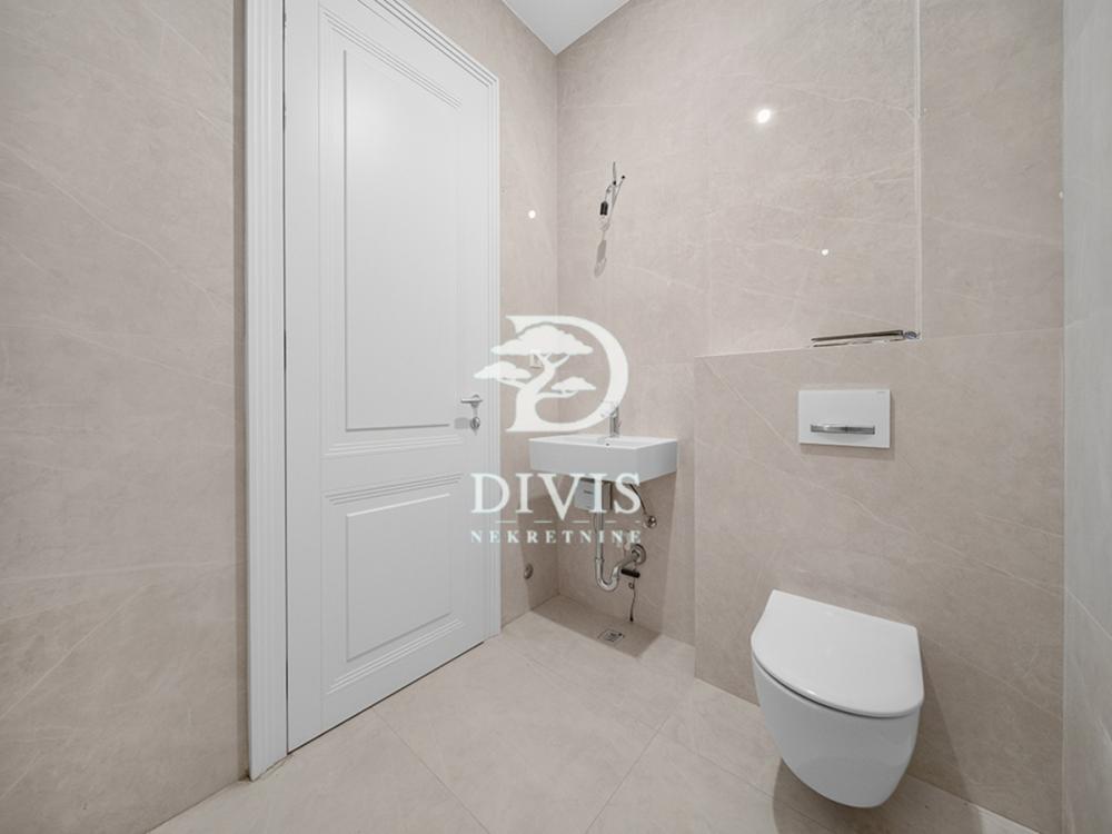 Slika 9 - Katanićeva, Četvorosoban stan na prodaju, 132m2, 765.000€