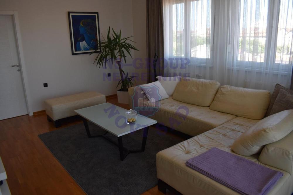 Glavna slika -Trosoban stan na prodaju, 65m2, 206.000€
