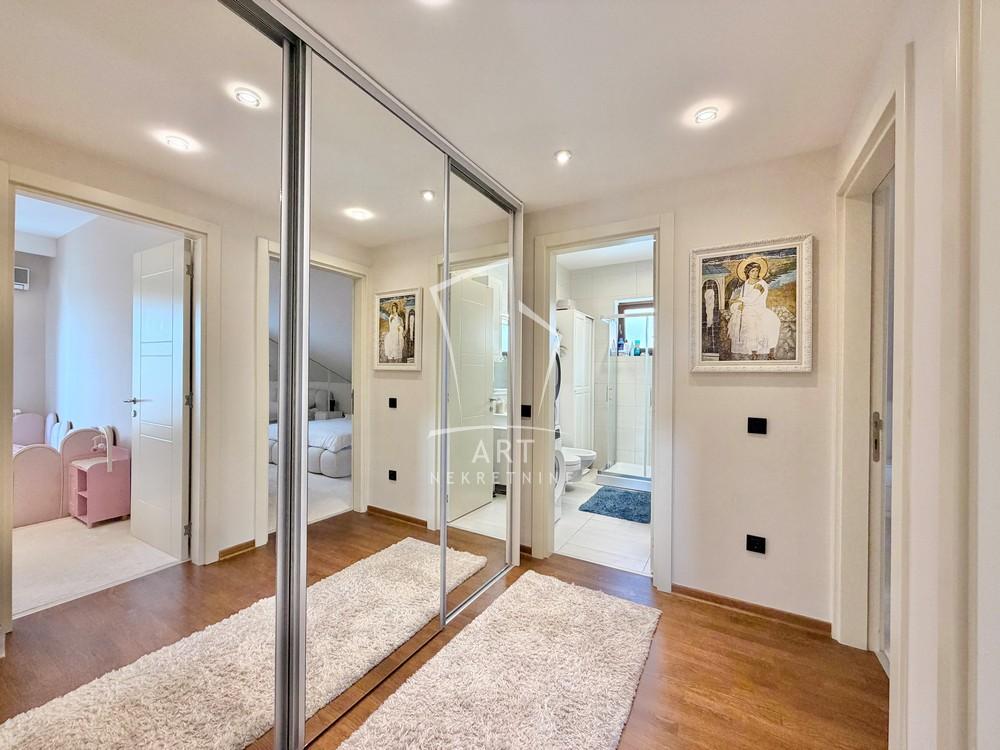 Slika 11 - Pivljanina Baja, Četvorosoban stan na prodaju, 103m2, 490.000€