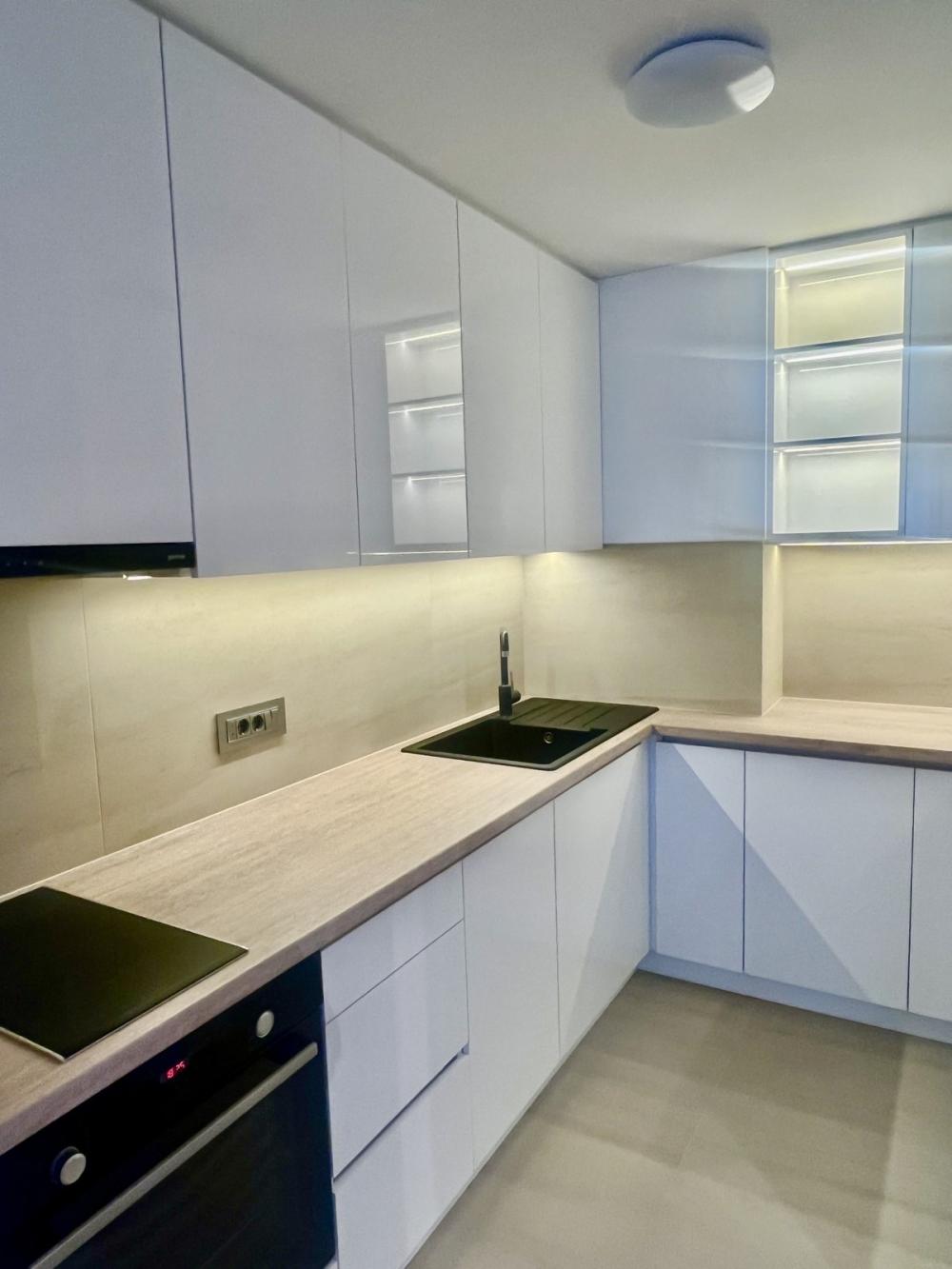 Slika 1 - Đorđa Stanojevića, Dvosoban stan za izdavanje, 55m2, 1.200€