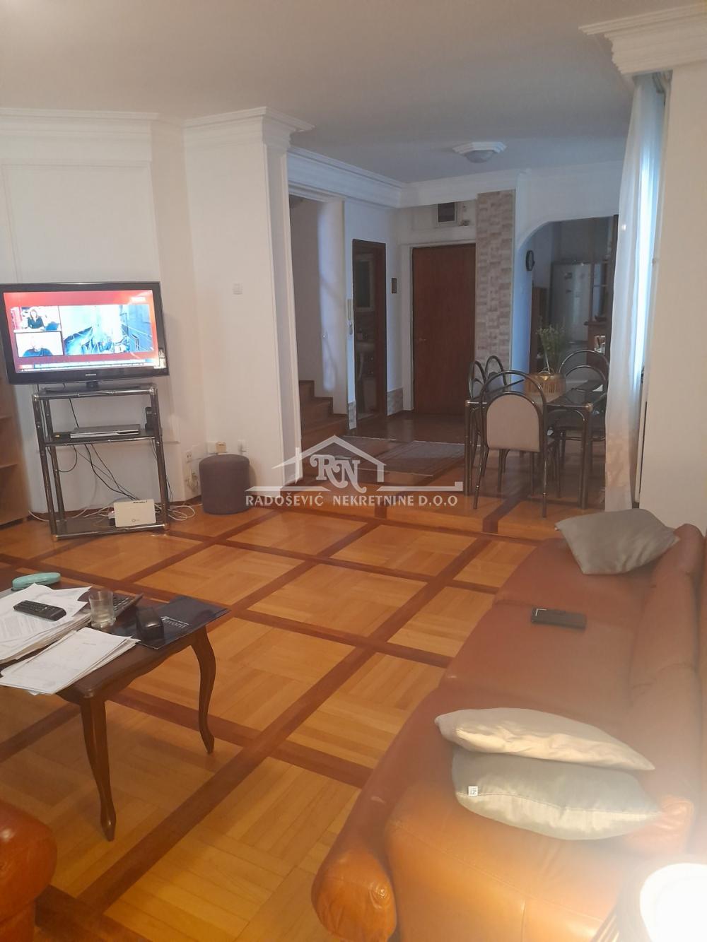 Slika 5 - Beogradskog bataljona, Petosoban stan na prodaju, 150m2, 529.000€
