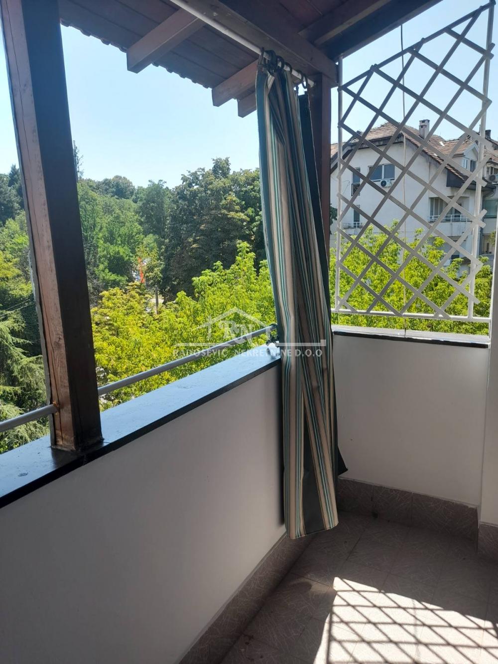 Slika 10 - Beogradskog bataljona, Petosoban stan na prodaju, 150m2, 529.000€
