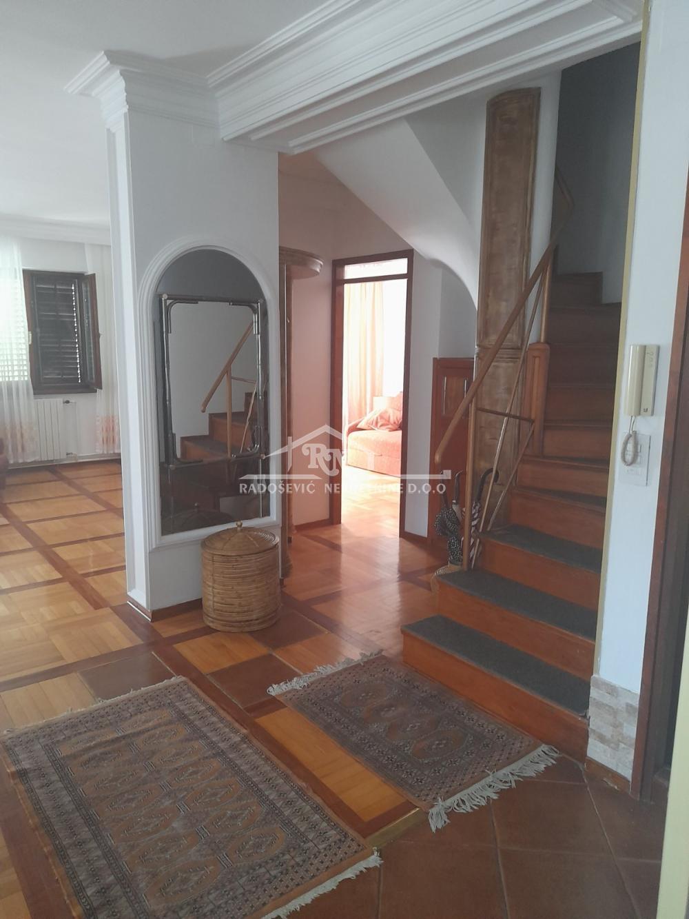 Slika 7 - Beogradskog bataljona, Petosoban stan na prodaju, 150m2, 529.000€