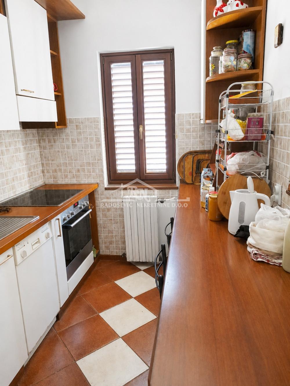 Slika 8 - Beogradskog bataljona, Petosoban stan na prodaju, 150m2, 529.000€