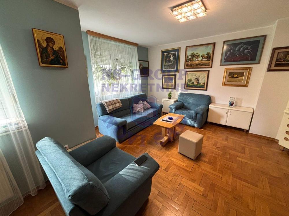 Slika 1 - Četvorosoban stan na prodaju, 112m2, 309.000€