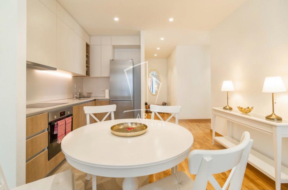 Slika 7 - Bulevar Vudroa Vilsona, Trosoban stan za izdavanje, 80m2, 1.500€