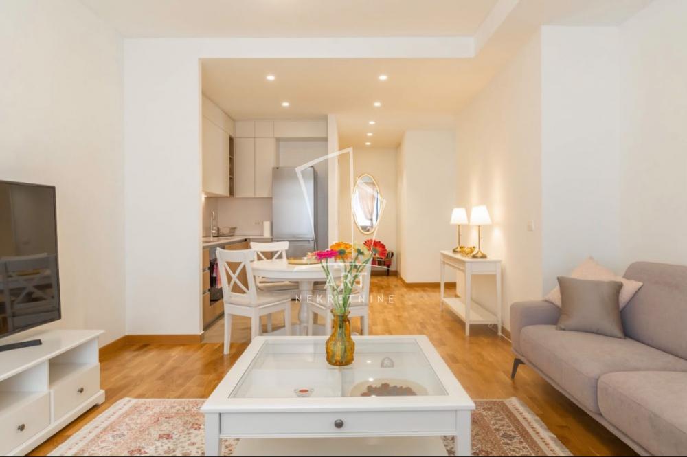 Slika 5 - Bulevar Vudroa Vilsona, Trosoban stan za izdavanje, 80m2, 1.500€