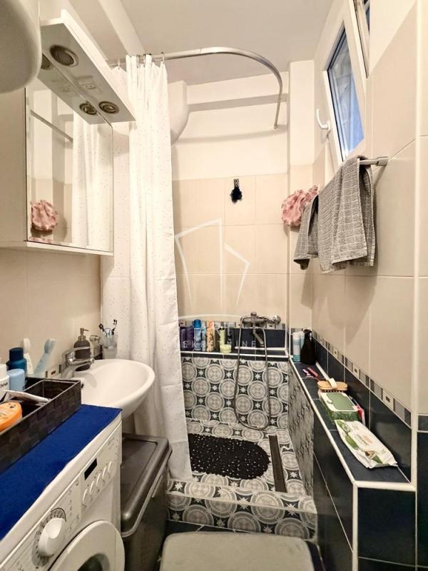 Slika 9 - Bulevar Despota Stefana, Trosoban stan na prodaju, 80m2, 450.000€
