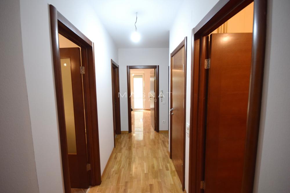 Slika 3 - Dubljanska,  Lokal za izdavanje, 81m2, 1.200€