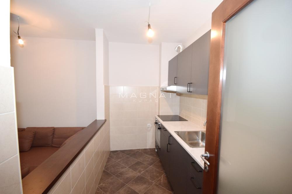 Slika 6 - Dubljanska,  Lokal za izdavanje, 81m2, 1.200€