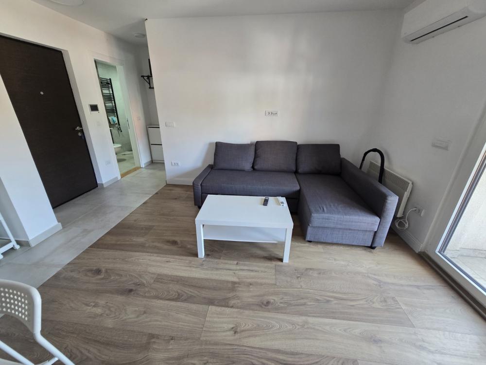 Slika 1 - Čardaklijina, Dvosoban stan za izdavanje, 45m2, 550€