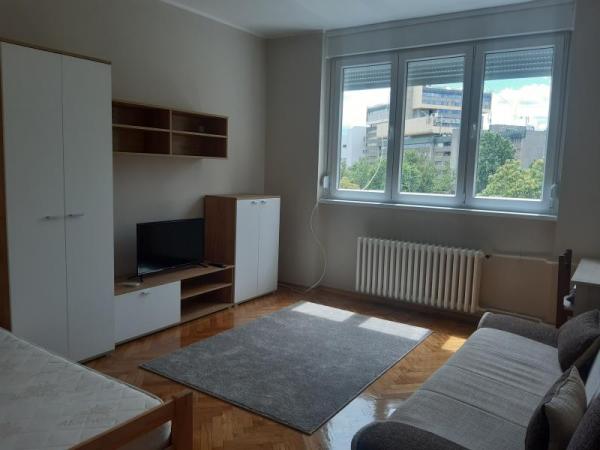 Slika 8 - Dvosoban stan za izdavanje, 54m2, 400€