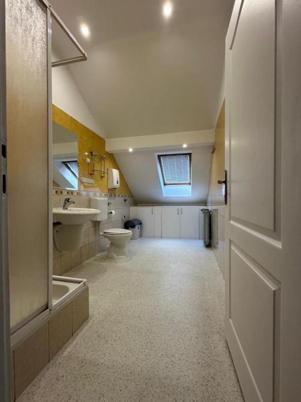 Slika 7 -  Lokal za izdavanje, 300m2, 3.500€