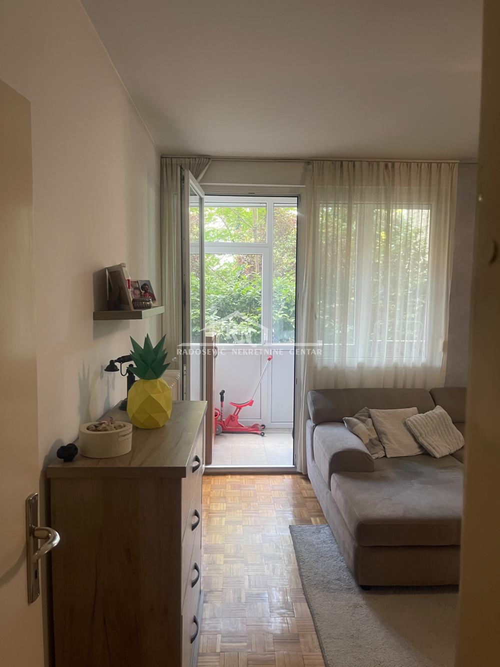Slika 3 - Bratstva i jedinstva, Trosoban stan na prodaju, 70m2, 154.000€