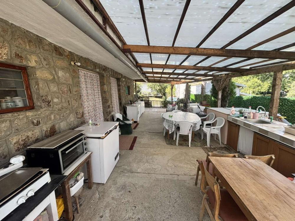 Glavna slika - Kuća na prodaju, 195m2, 226.600€
