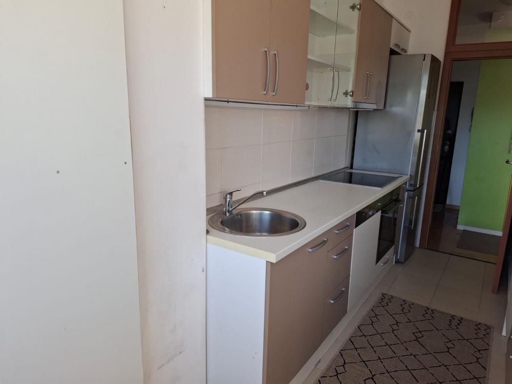 Slika 3 - Dimitrija Tucovića, Dvosoban stan za izdavanje, 66m2, 800€