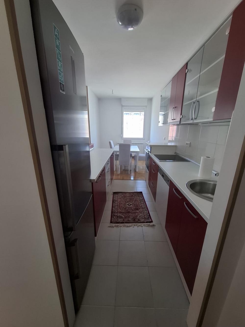 Slika 5 - Dimitrija Tucovića, Dvosoban stan za izdavanje, 66m2, 800€