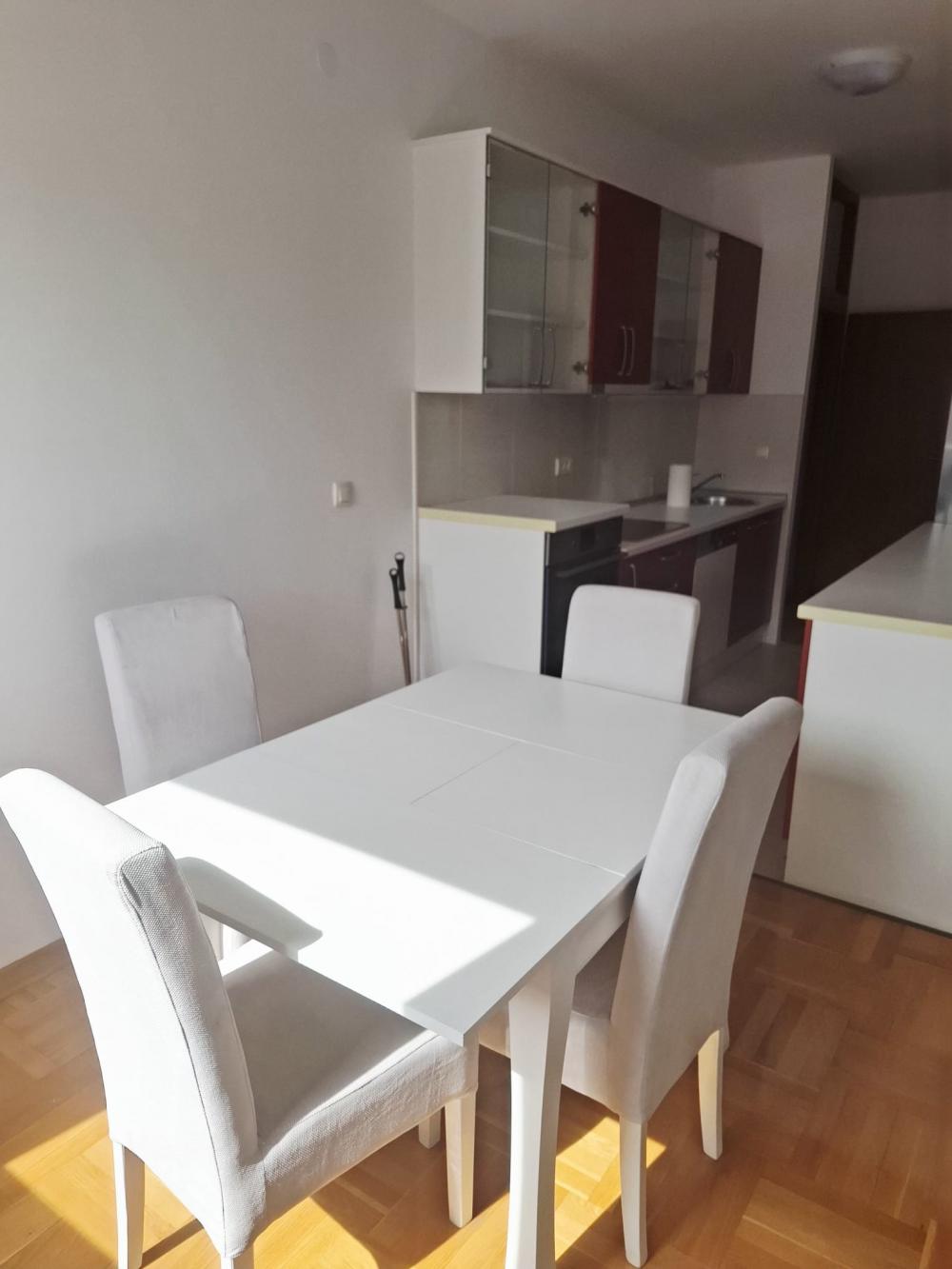 Slika 6 - Dimitrija Tucovića, Dvosoban stan za izdavanje, 66m2, 800€