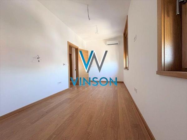Slika 10 - Pavla Stamatovića, Četvorosoban stan na prodaju, 156m2, 566.500€