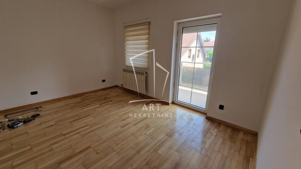 Slika 11 - Geteova,  Kuća za izdavanje, 227m2, 2.200€
