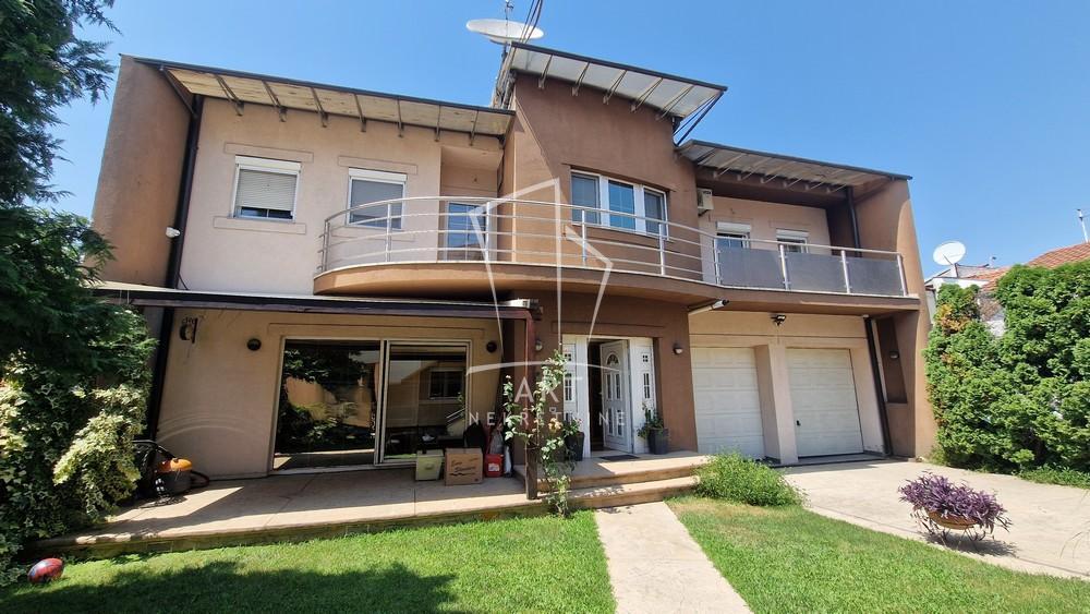 Glavna slika -Geteova,  Kuća za izdavanje, 227m2, 2.200€