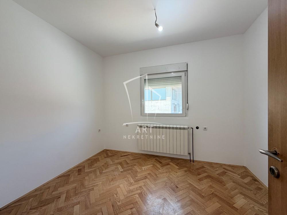 Slika 7 - Železnička, Kuća za izdavanje, 50m2, 500€