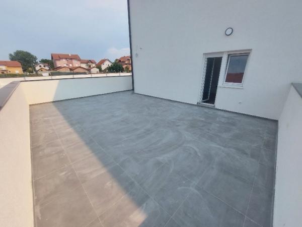 Slika 7 - Beogradska, Jednoiposoban stan na prodaju, 94m2, 125.000€