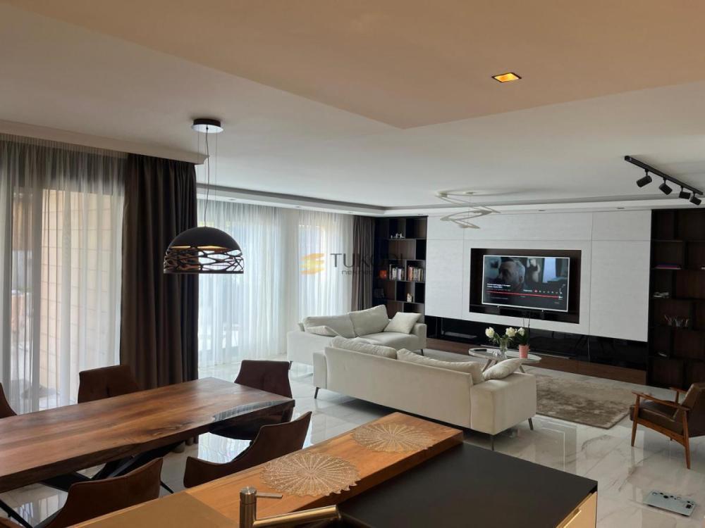 Glavna slika -Četvorosoban stan na prodaju, 130m2, 410.000€