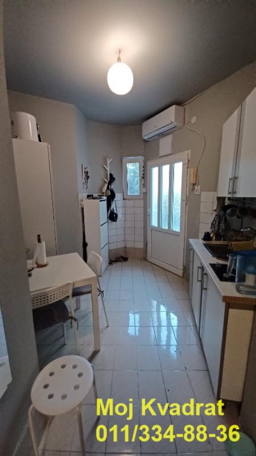 Slika 2 - Jednoiposoban stan za izdavanje, 40m2, 580€