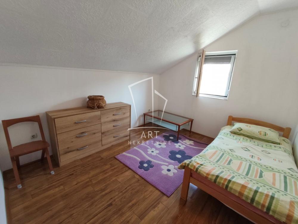 Slika 6 - Stevana Sinđelića, Trosoban stan za izdavanje, 77m2, 350€