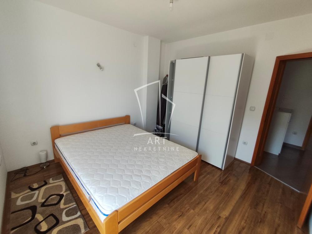 Slika 4 - Stevana Sinđelića, Trosoban stan za izdavanje, 77m2, 350€