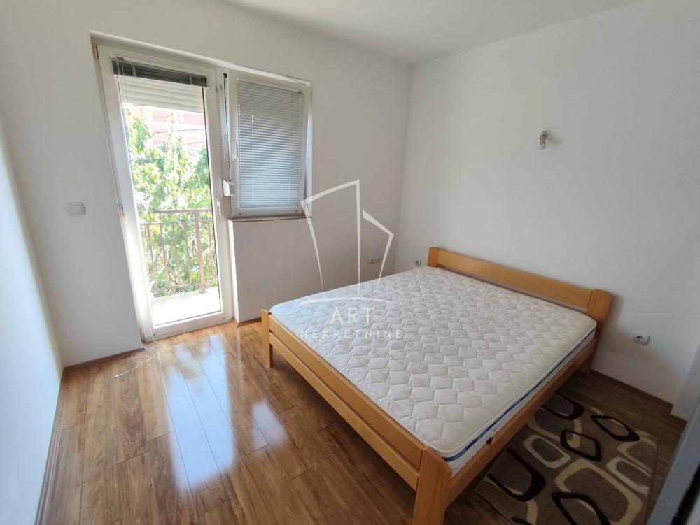 Slika 5 - Stevana Sinđelića, Trosoban stan za izdavanje, 77m2, 350€