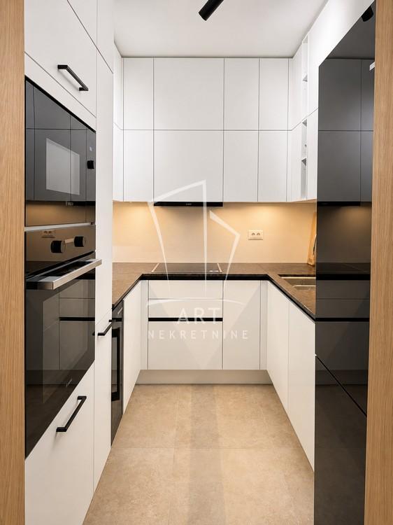 Slika 9 - Tadije Sondermajera, Trosoban stan za izdavanje, 130m2, 2.200€