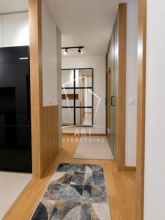 Slika 10 - Tadije Sondermajera, Trosoban stan za izdavanje, 130m2, 2.200€
