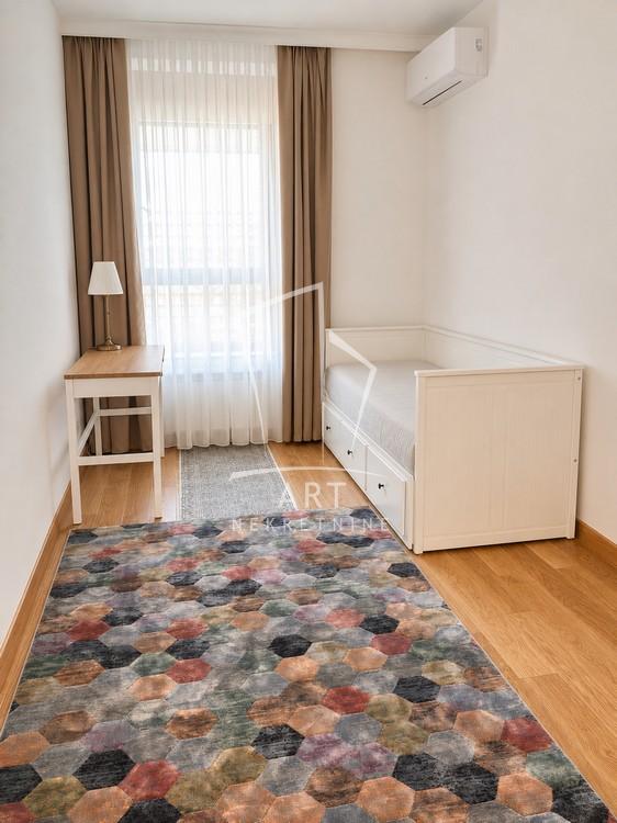 Slika 4 - Tadije Sondermajera, Trosoban stan za izdavanje, 130m2, 2.200€
