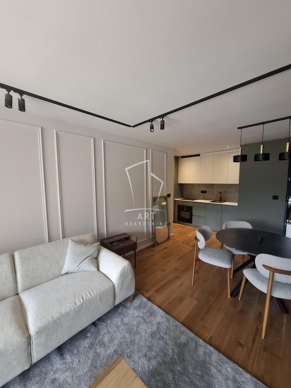 Slika 2 - Šumatovačka, Dvosoban stan za izdavanje, 45m2, 900€
