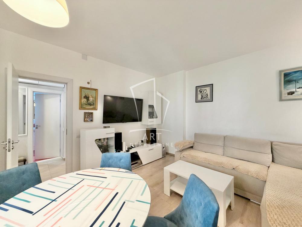 Slika 1 - Đorđa Jovanovića, Trosoban stan na prodaju, 54m2, 215.000€